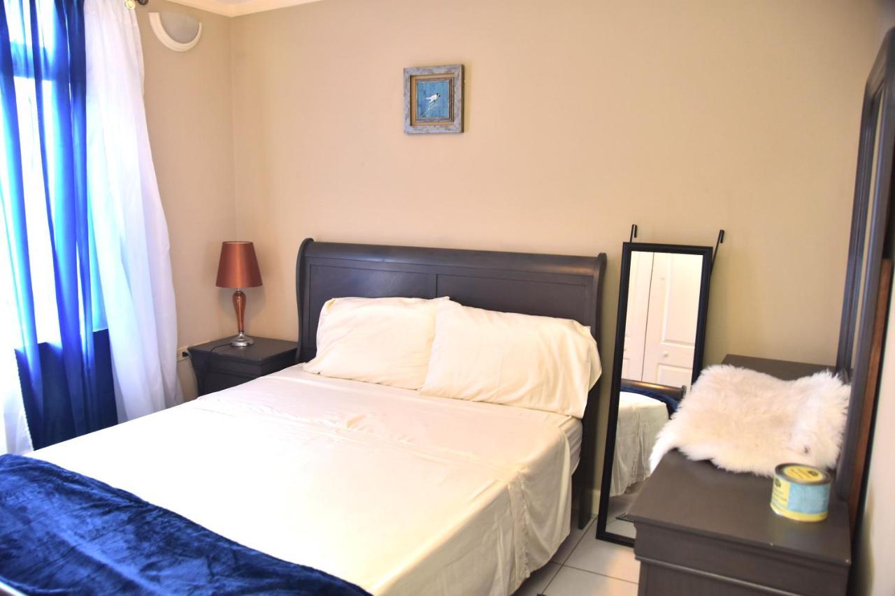 The President Room 5 Minutes To Devon House 4 Waterloo Avenue קינגסטון מראה חיצוני תמונה